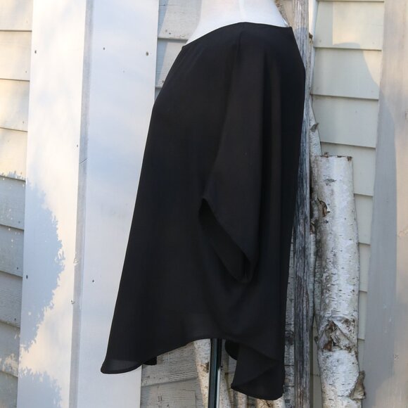 Chico's Black Sheer Georgette Center Pleat Flowy Dolman Sleeve Sz 2 - Picture 4 of 7